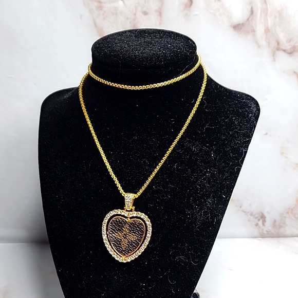 Reversable heart double pendant with authentic Louis vuitton canvas - Picture 1 of 5